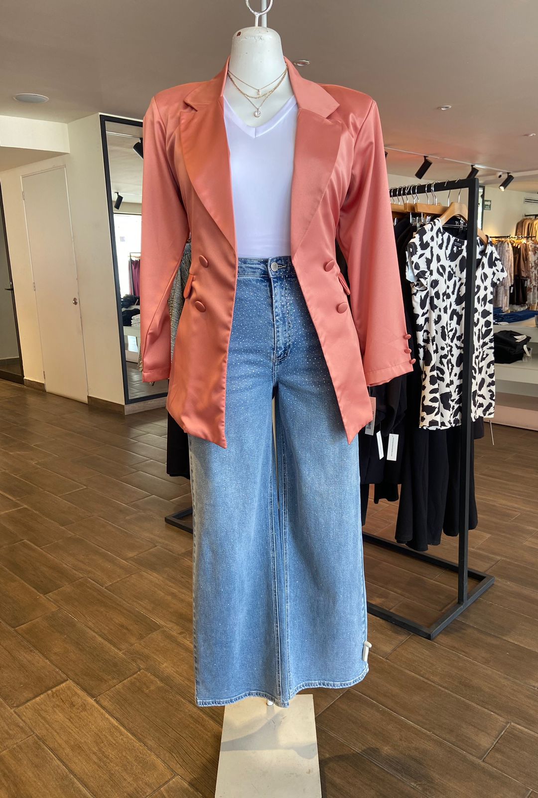 Blazer Satin con Botones