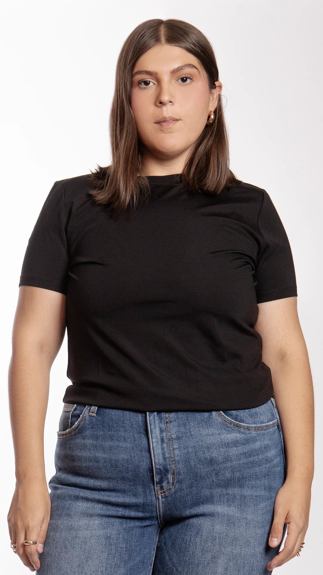 Blusa Básica Cuello Redondo