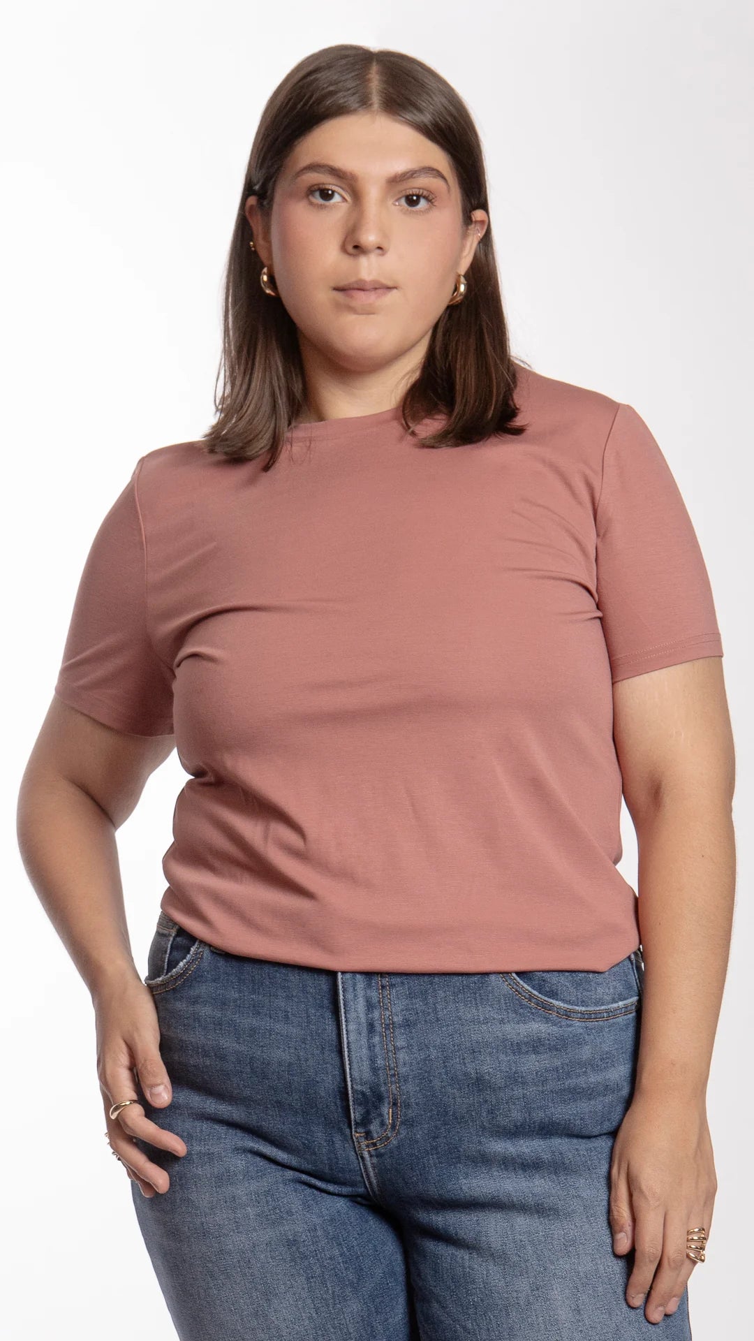 Blusa Básica Cuello Redondo
