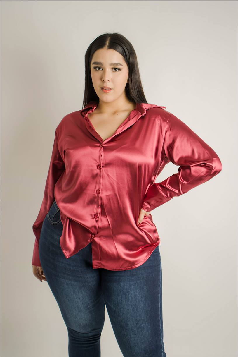 Blusa camisera en satin lisa