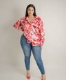 Blusa camisera en satin estampada