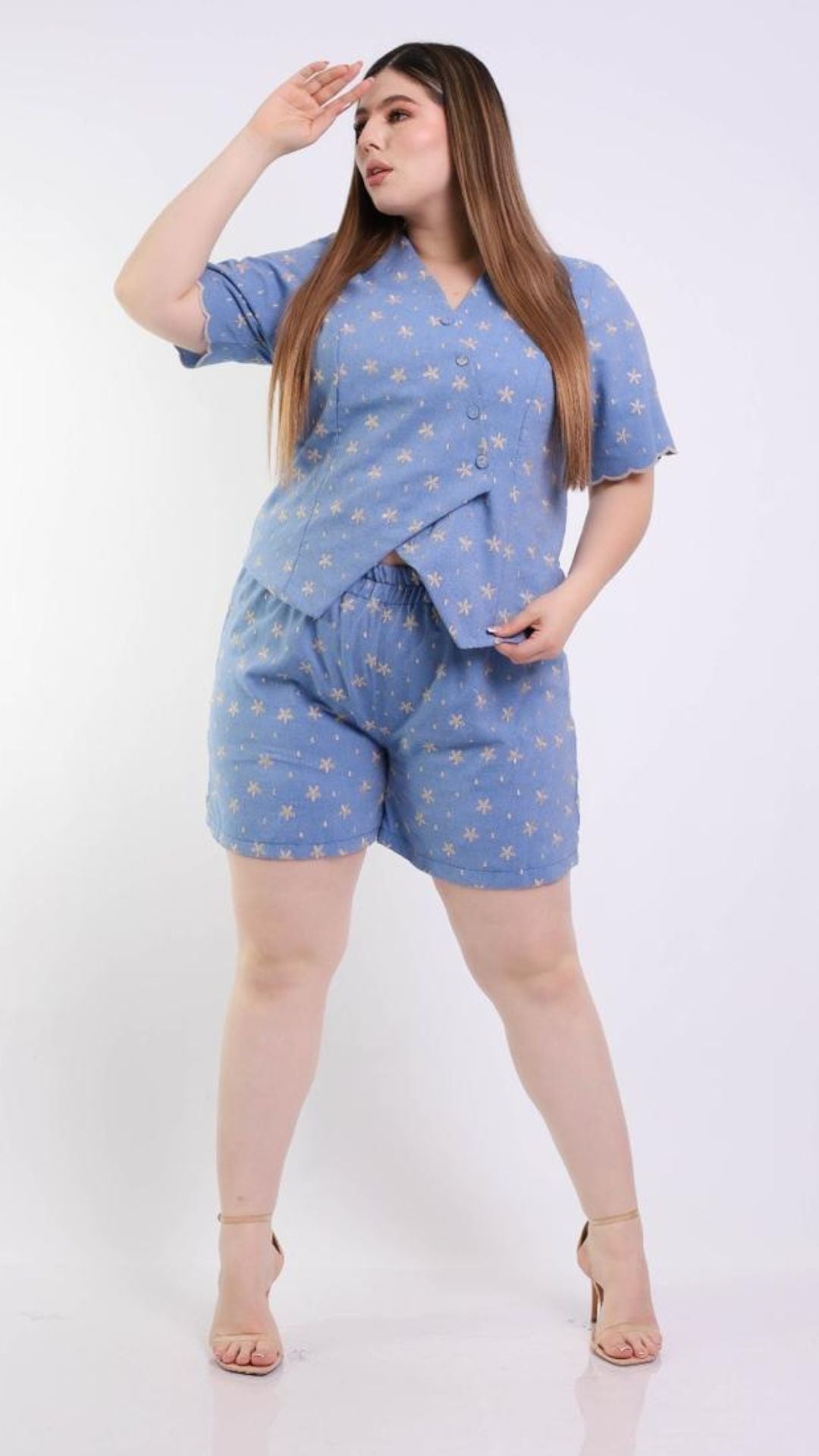 Set De Short Y Chaleco Bordado