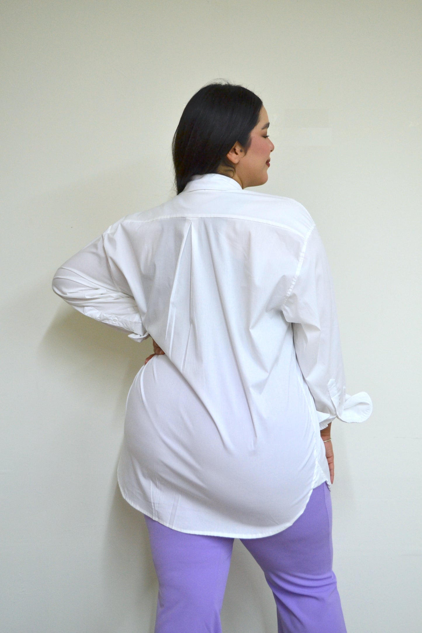 Blusa camisera oversized con aplicación