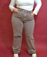 Jeans Corte Wide Con Rotura