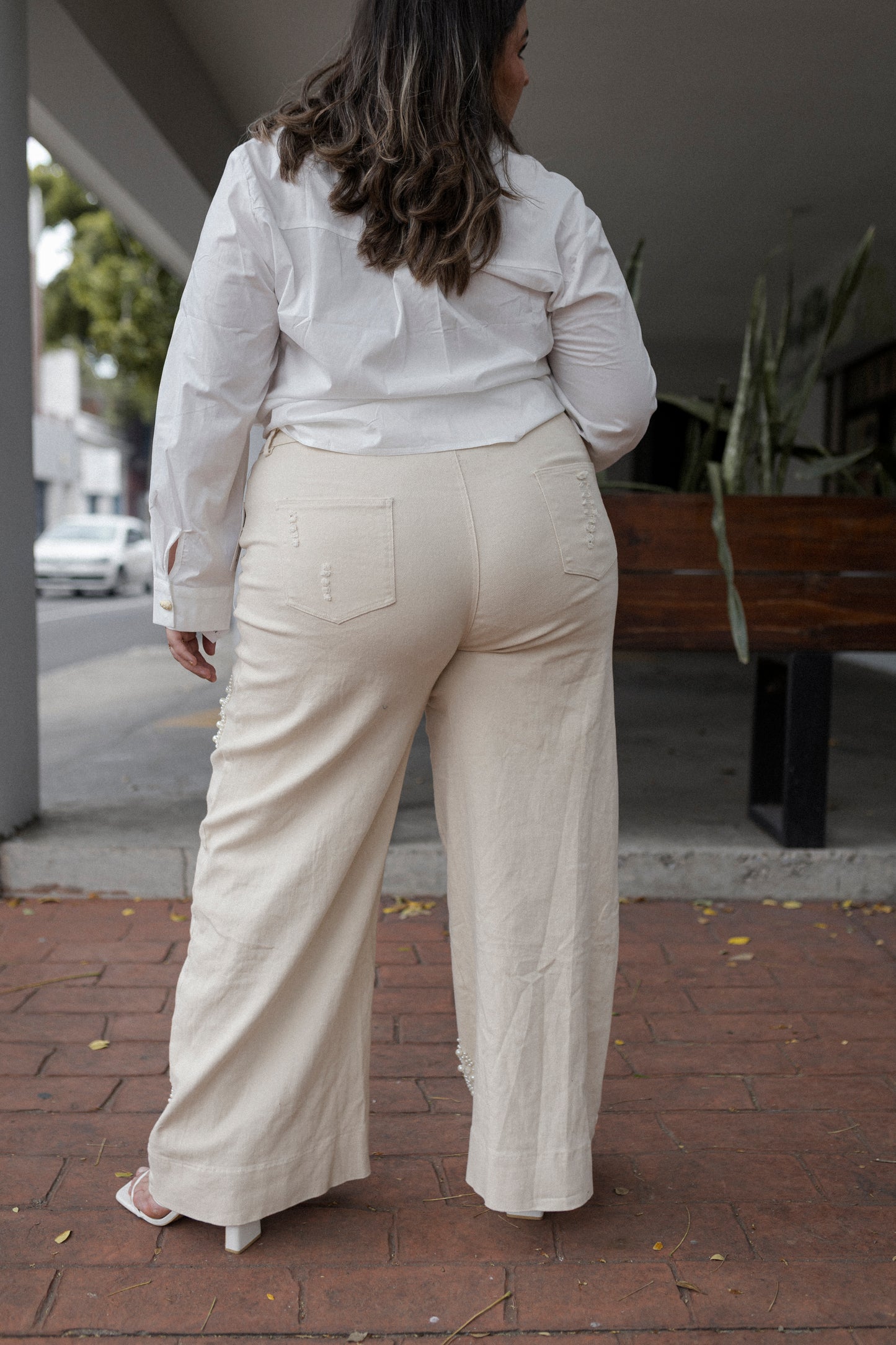 Pantalón Corte Wide con Perlas