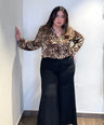 Blusa Satinada Animal Print con brillo