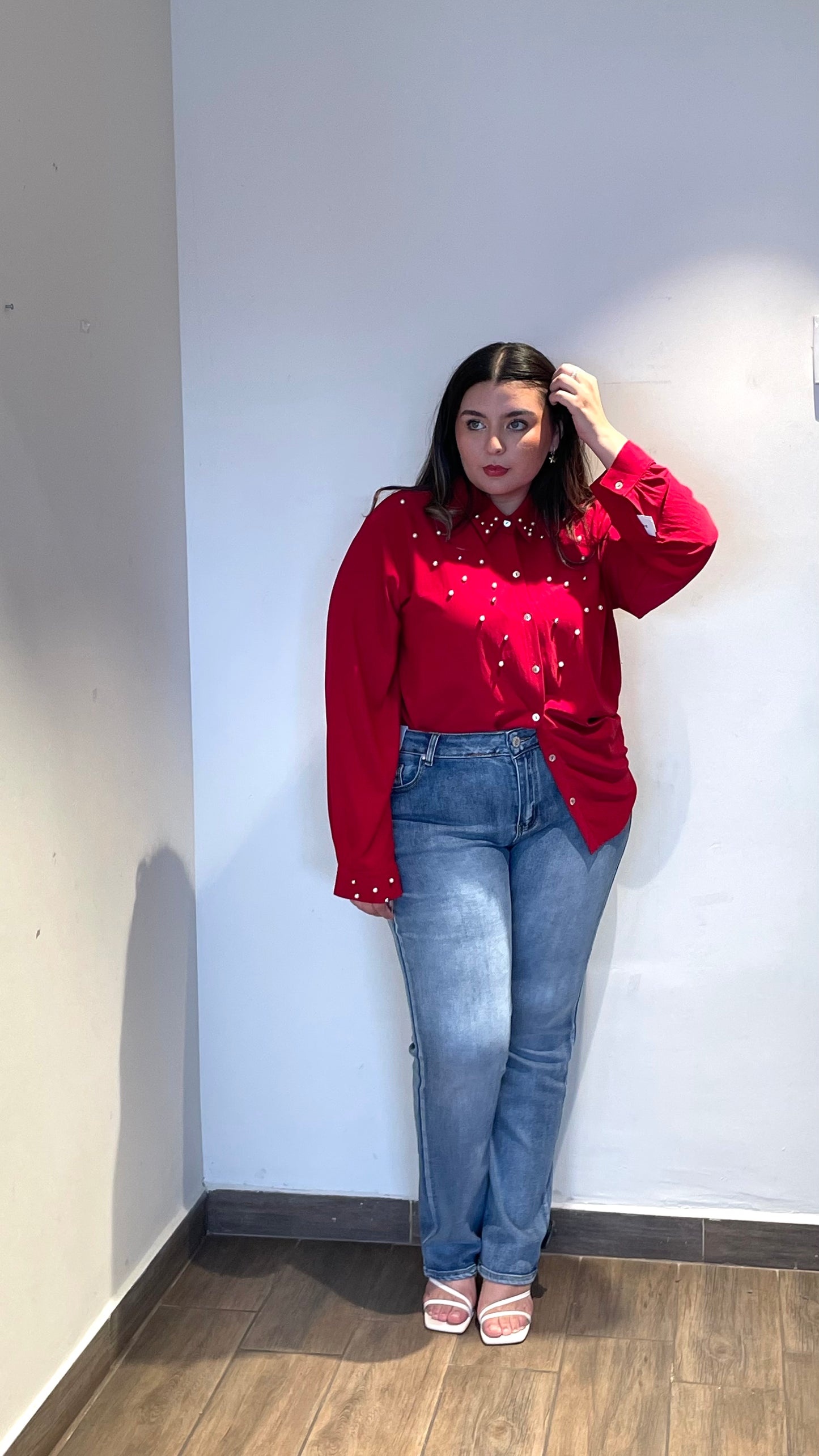 Blusa Camisera con Pedrerias