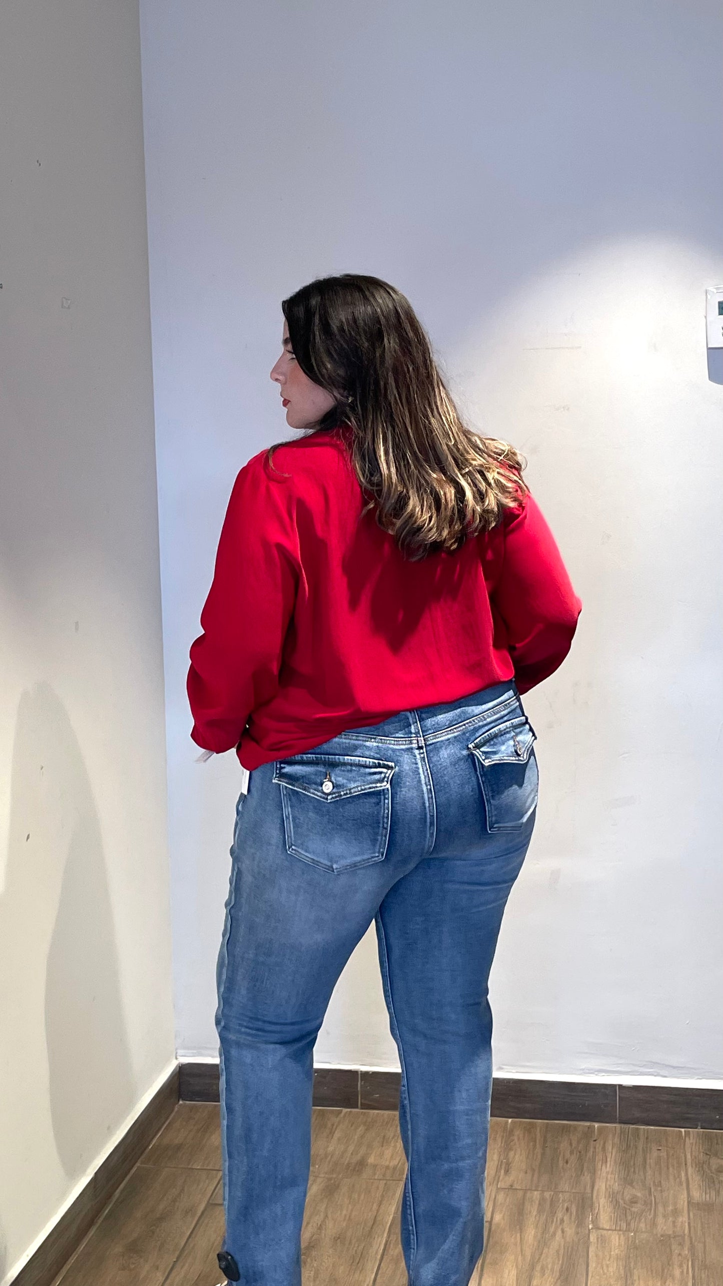 Blusa Camisera con Pedrerias