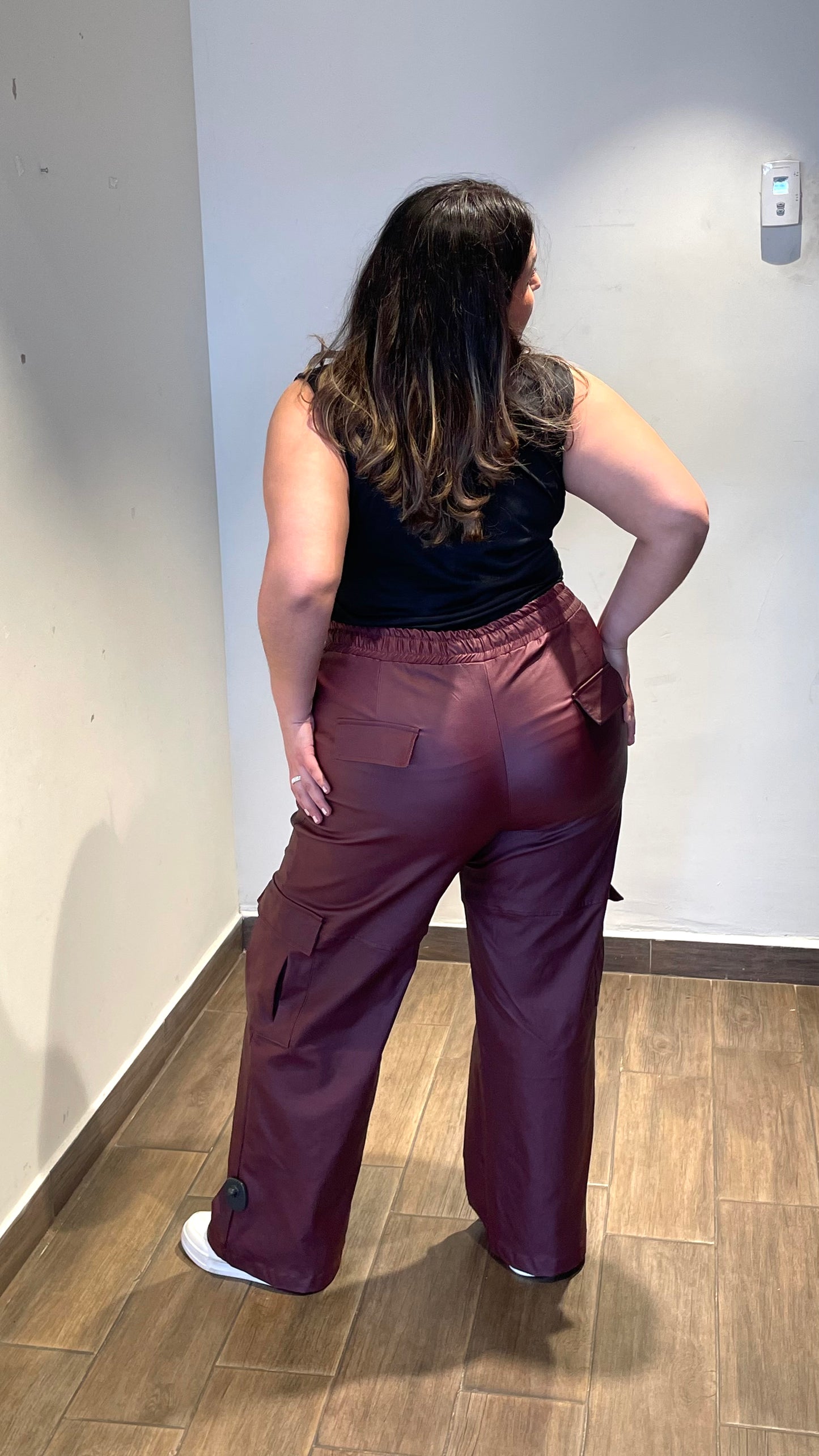 Pantalón Cargo De Piel