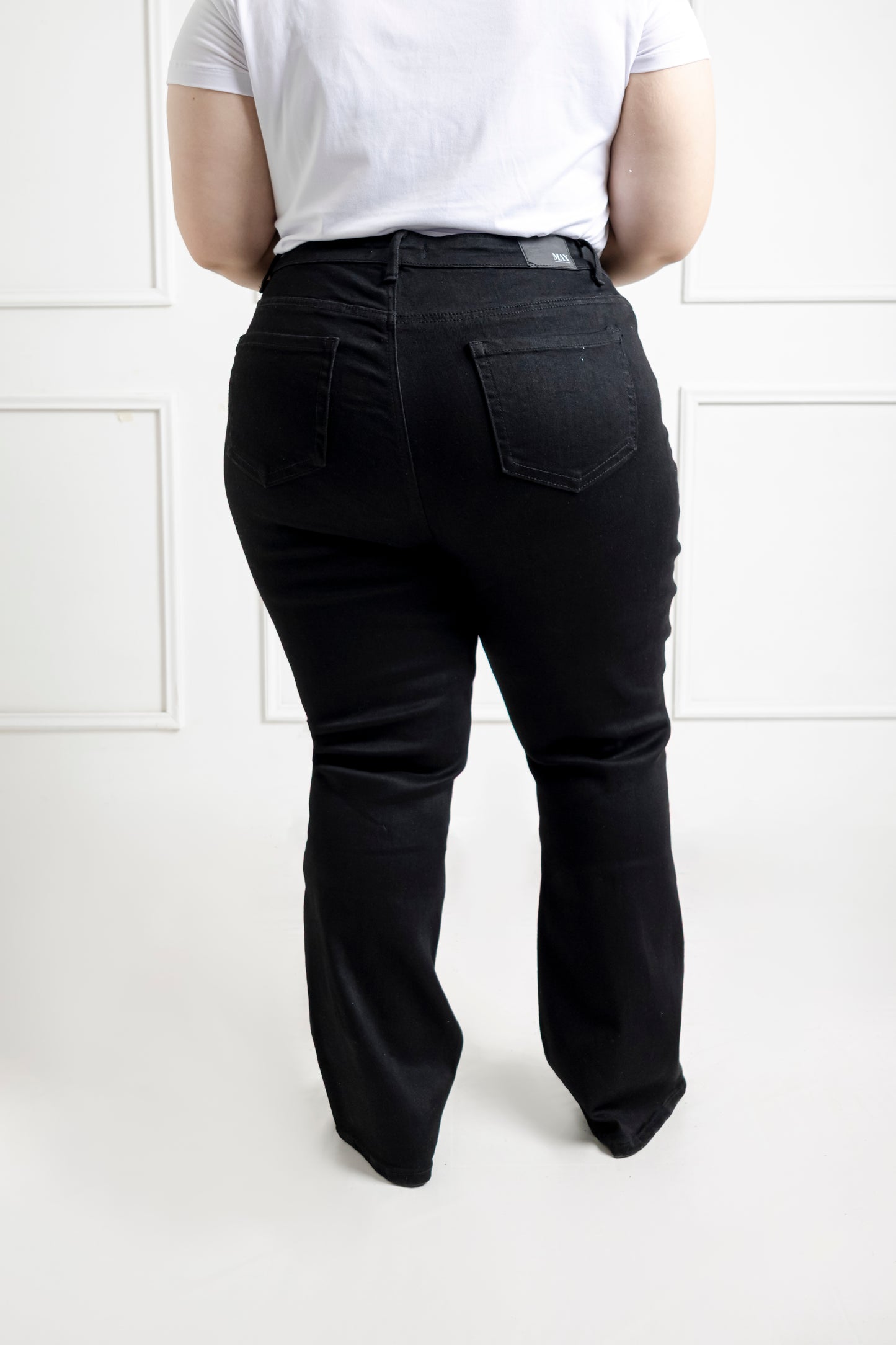Jeans Corte Recto Negro