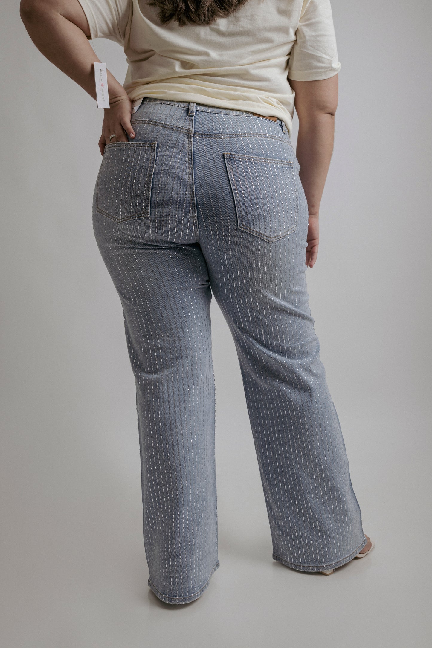 Jeans Flare Piedras