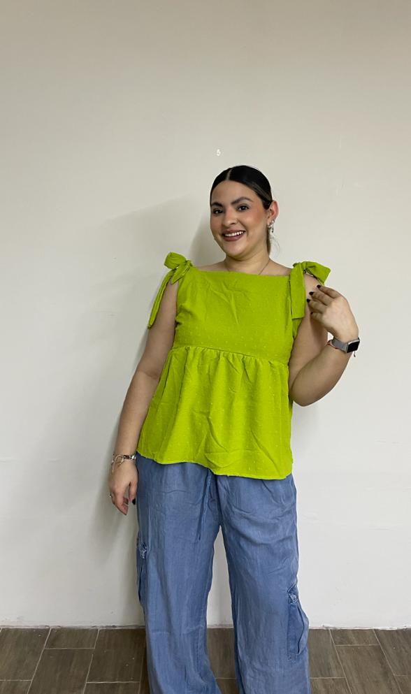 Blusa de tirante con Moño