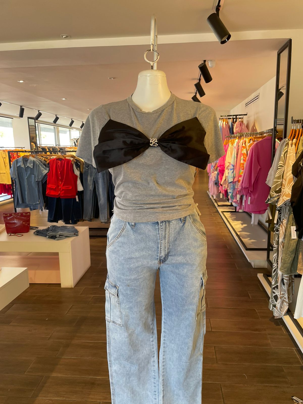 Camiseta Con Moño