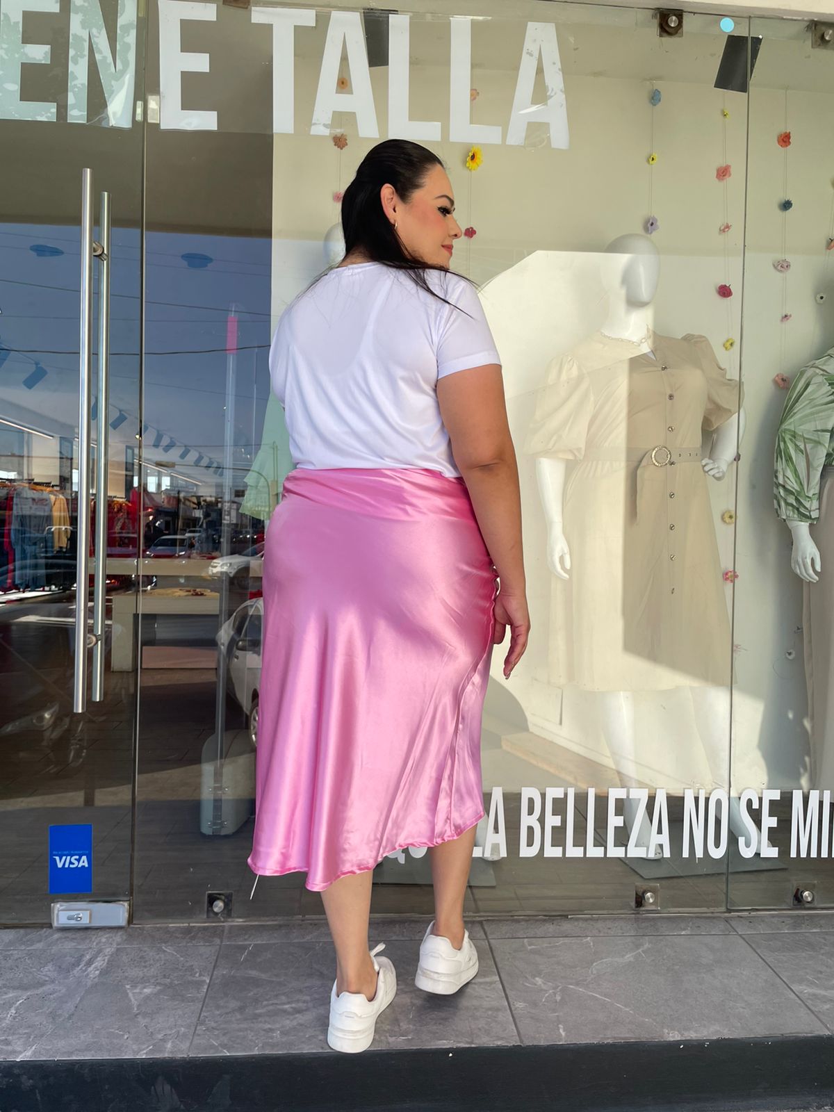 Falda En Satin Lisa