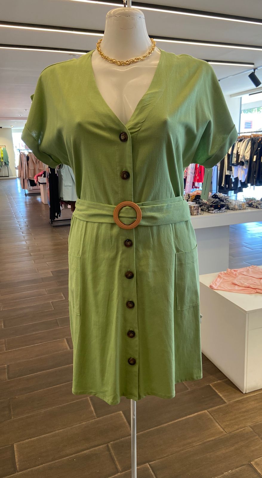Vestido Con Cinto