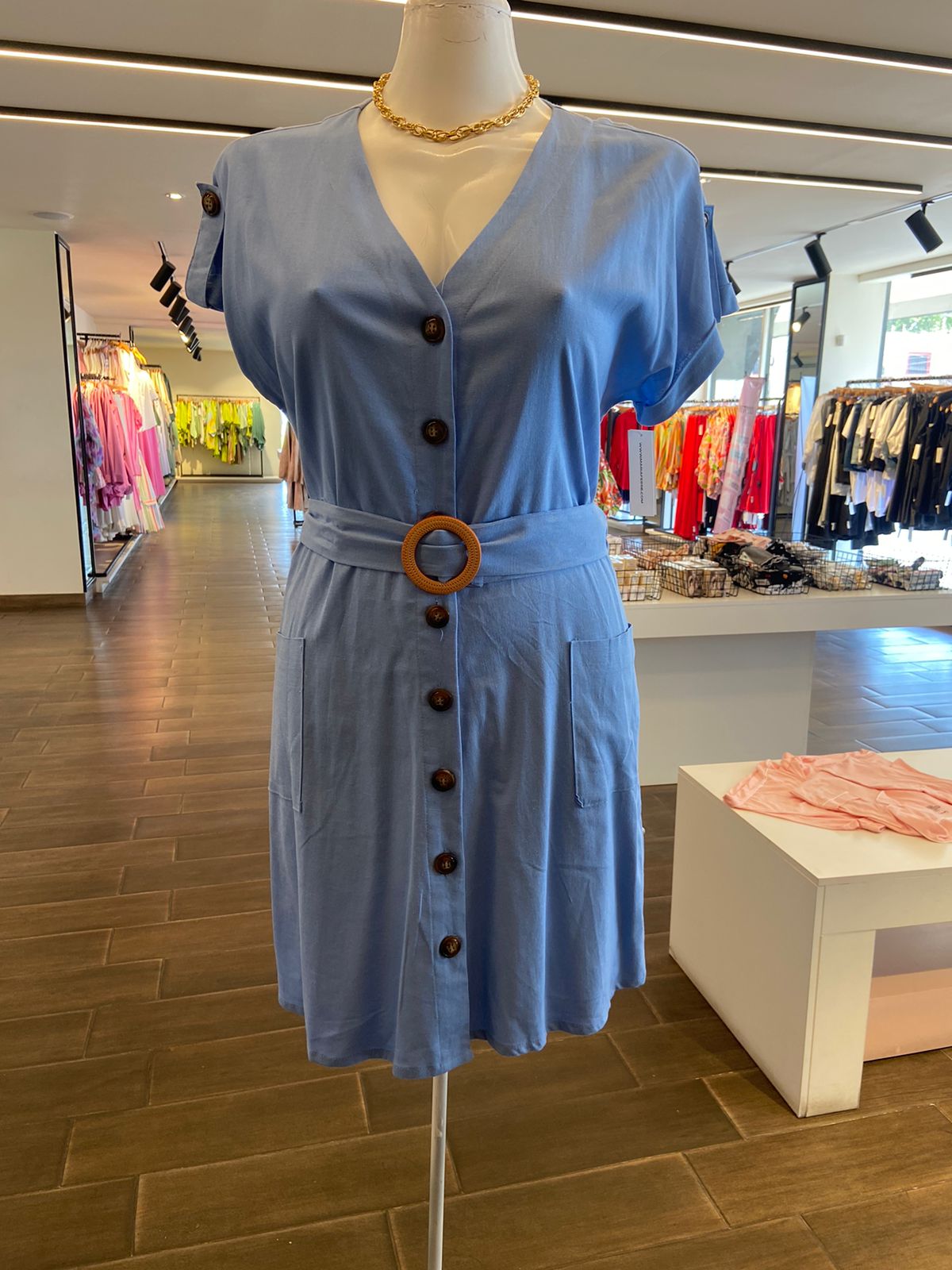 Vestido Con Cinto