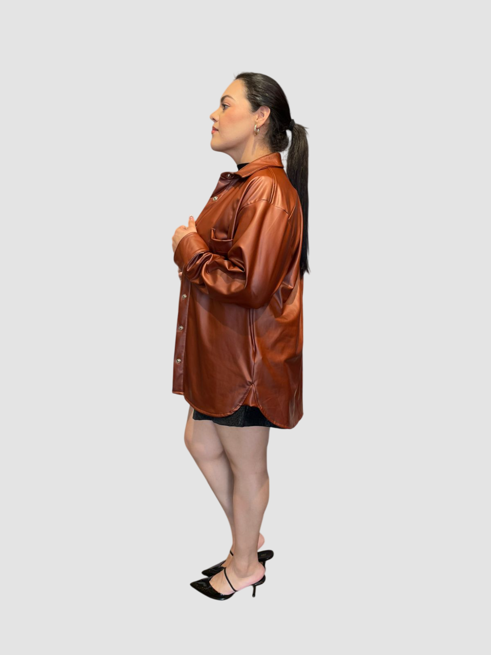 Chamarra Abotonada Larga De Piel