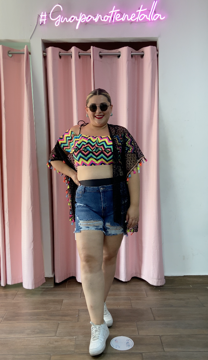 Salida de traje de baño tipo kimono