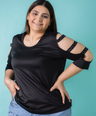 Blusa satinada con pedrería