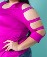 Blusa satinada con pedrería