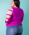 Blusa satinada con pedrería