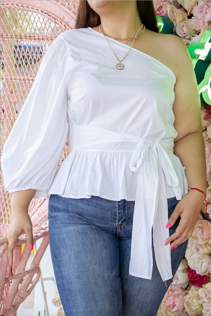 Blusa pemplum con una manga