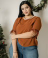 Blusa manga corta con plumas