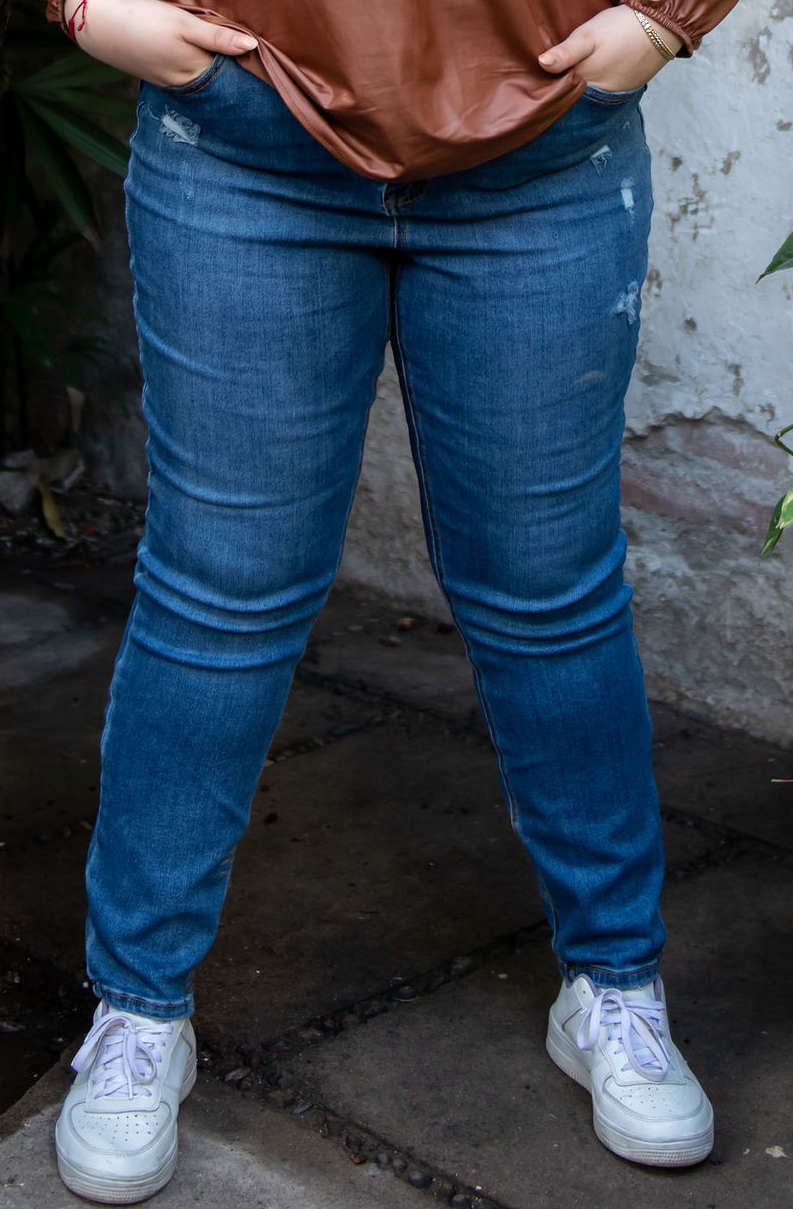 Jeans skinny con roturas