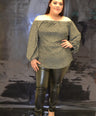 Blusa brillosa off the shoulders