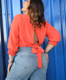 Blusa estilo crop top
