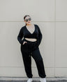 Blusa tipo croptop brillosa