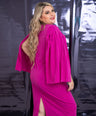 Vestido midi con mangas tipo capa
