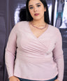 Blusa pemplum tela brillosa