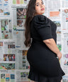 Vestido corto con olán