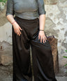 Blusa brillosa cuello alto
