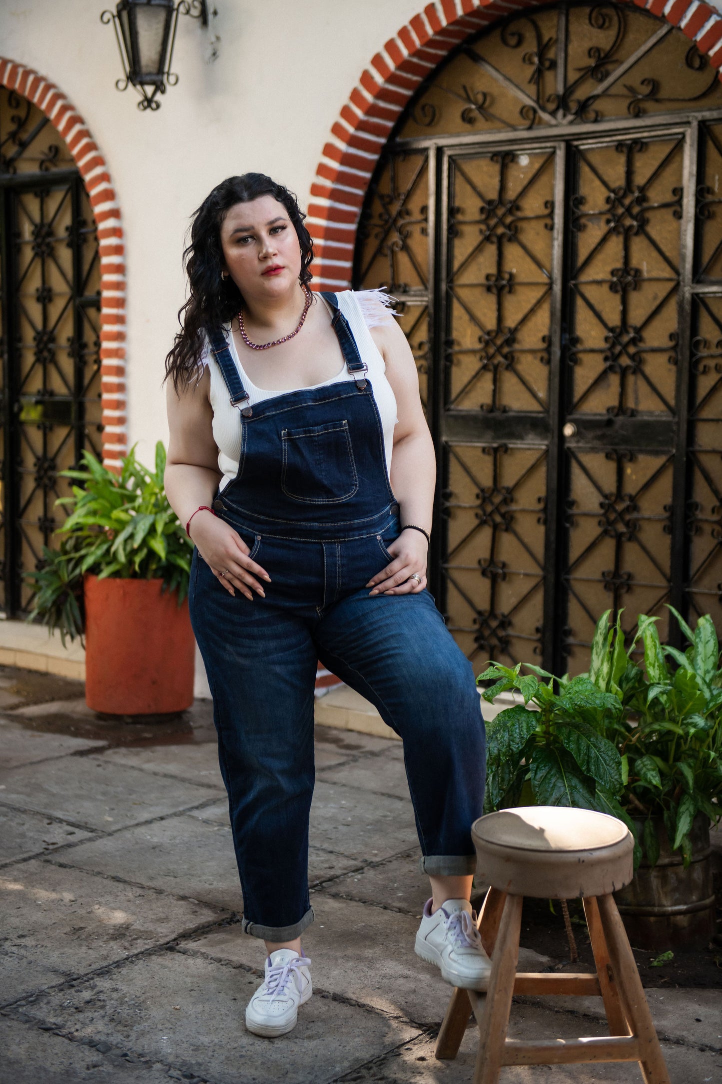 Blusa de tirante con plumas