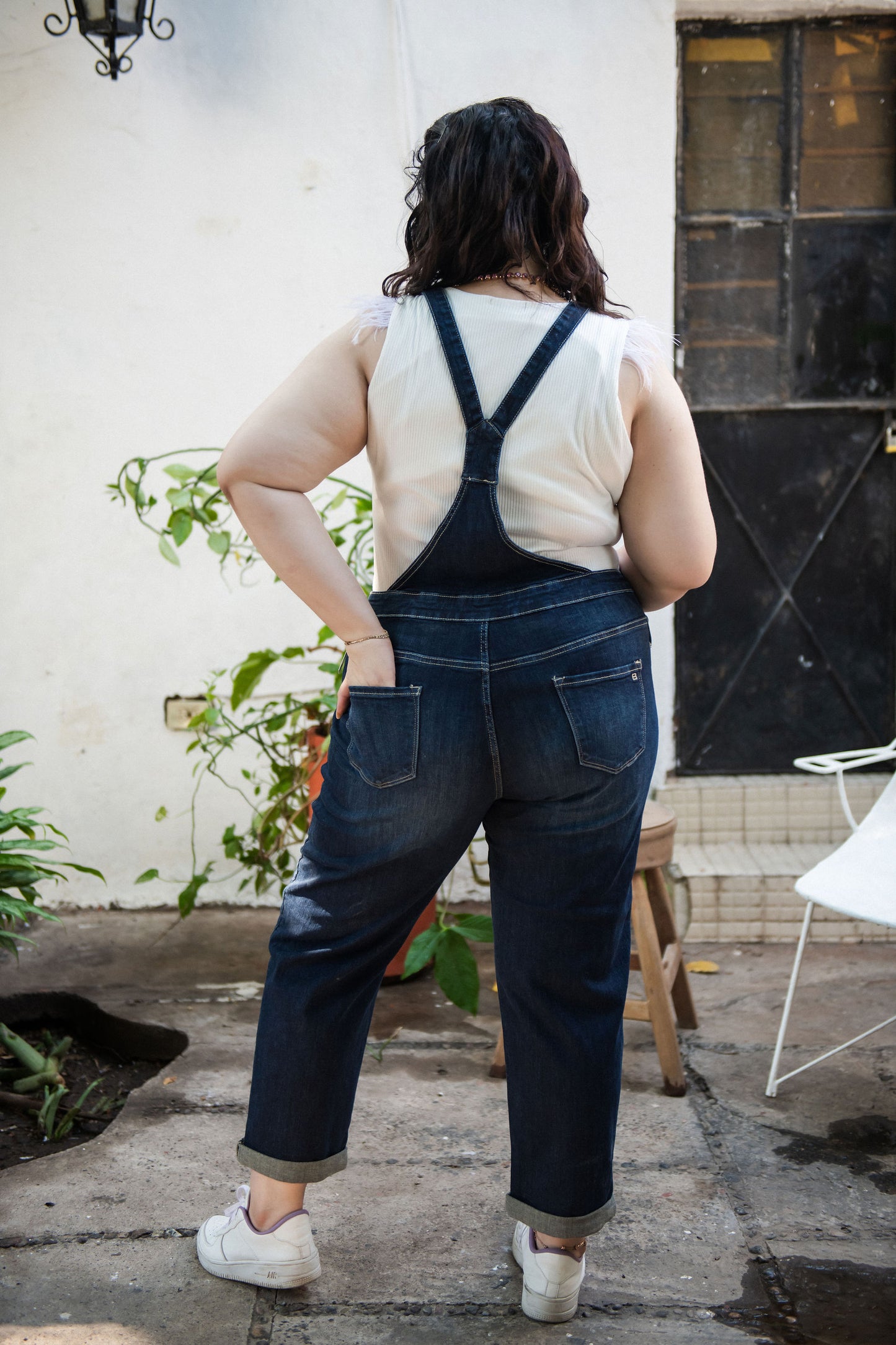 Blusa de tirante con plumas