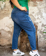 Jeans mom fit con roturas