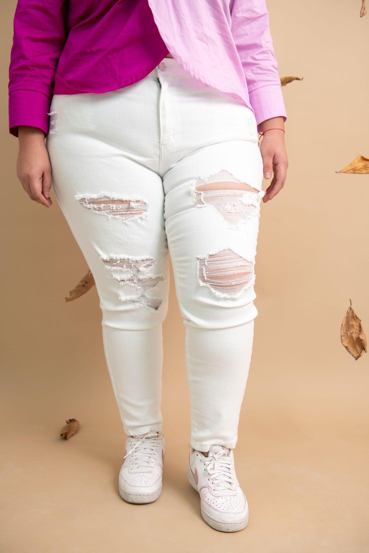 Jeans blanco con roturas