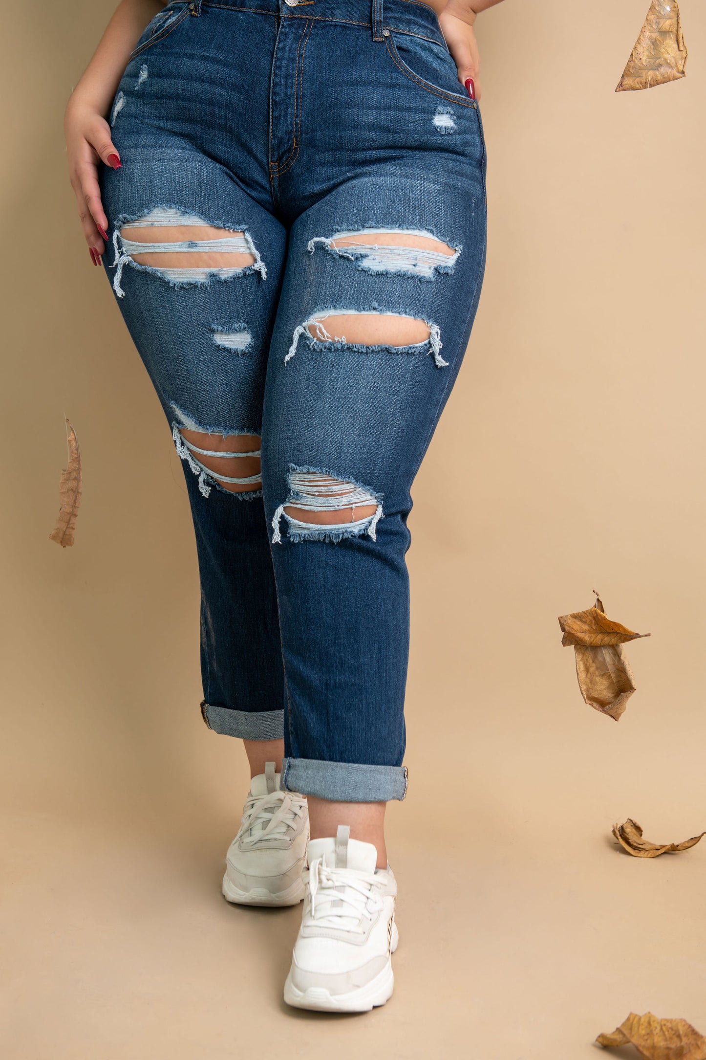 Jeans boyfriend con roturas