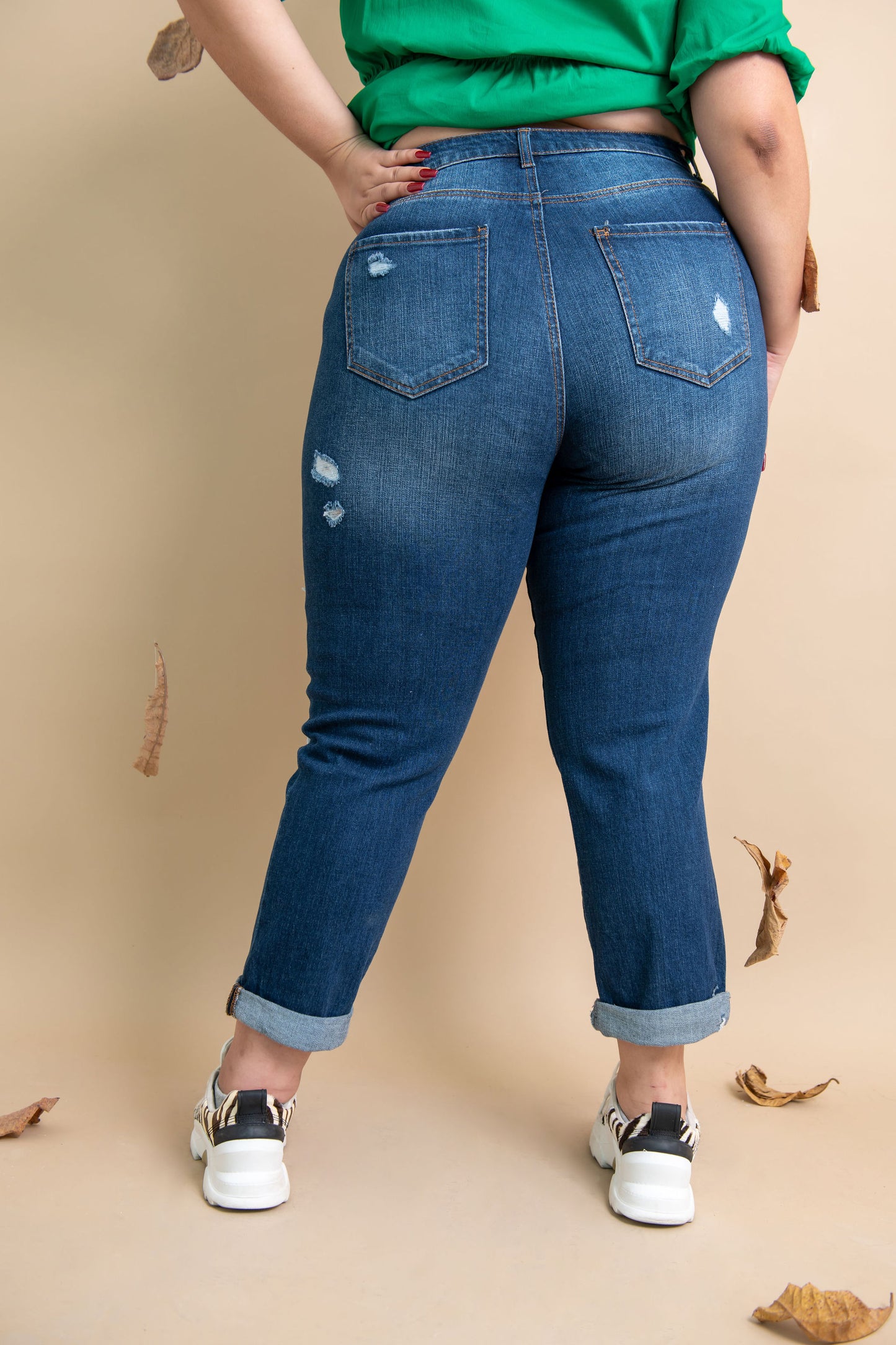 Jeans boyfriend con roturas