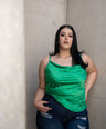 Blusa satín de tirante con perlas
