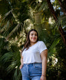 Jeans deslavado con rotura