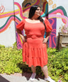 Vestido corto con cinto